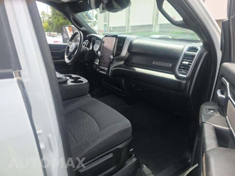 2025 Ram 2500 Big Horn Crew Cab Medium Bed - miniatura 18