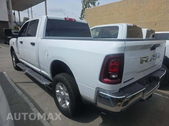 2025 Ram 2500 Big Horn Crew Cab Medium Bed - miniatura 2