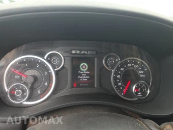 2025 Ram 2500 Big Horn Crew Cab Medium Bed - miniatura 12