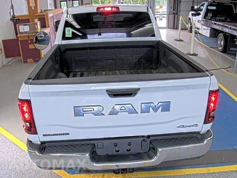 2025 Ram 2500 Big Horn Crew Cab Medium Bed - miniatura 5