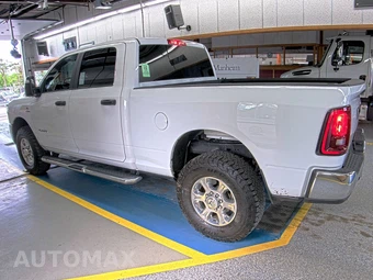 2025 Ram 2500 Big Horn Crew Cab Medium Bed - miniatura 6