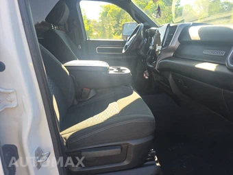 2025 Ram 2500 Big Horn Crew Cab Medium Bed - miniatura 8