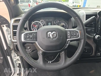 2025 Ram 2500 Big Horn Crew Cab Medium Bed – miniatura 10
