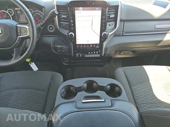 2025 Ram 2500 Big Horn Crew Cab Medium Bed - miniatura 11
