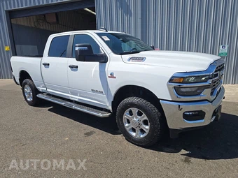 2025 Ram 2500 Big Horn Crew Cab Medium Bed - miniatura 3