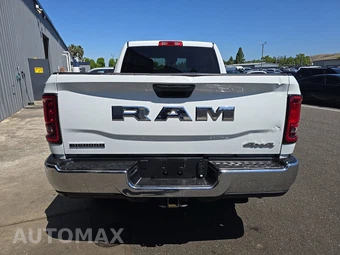 2025 Ram 2500 Big Horn Crew Cab Medium Bed - miniatura 5