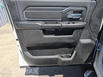 2025 Ram 2500 Big Horn Crew Cab Medium Bed - miniatura 9