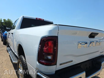 2025 Ram 2500 Big Horn Crew Cab Medium Bed - miniatura 6