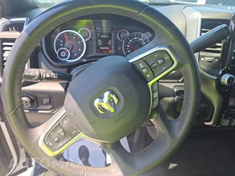 2025 Ram 2500 Big Horn Crew Cab Medium Bed - miniatura 10