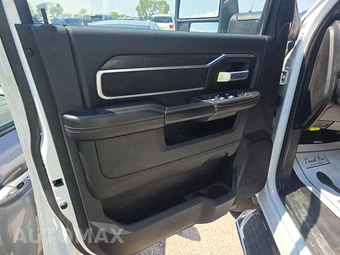 2025 Ram 2500 Big Horn Crew Cab Medium Bed - miniatura 9