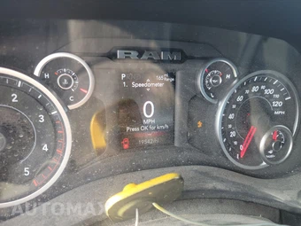 2025 Ram 2500 Big Horn Crew Cab Medium Bed - miniatura 12