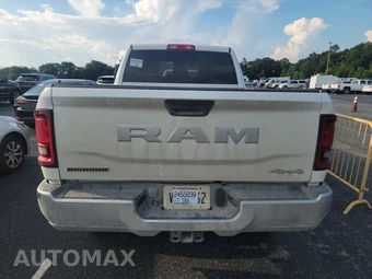 2025 Ram 2500 Big Horn Crew Cab Medium Bed - miniatura 5