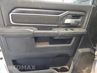 2025 Ram 2500 Big Horn Crew Cab Medium Bed - miniatura 9