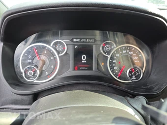 2025 Ram 2500 Big Horn Crew Cab Medium Bed - miniatura 12