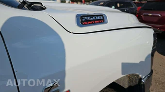 2025 Ram 2500 Big Horn Crew Cab Medium Bed - miniatura 23