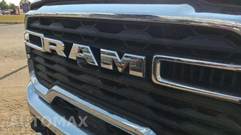 2025 Ram 2500 Big Horn Crew Cab Medium Bed - miniatura 28