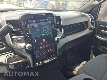 2025 Ram 2500 Big Horn Crew Cab Medium Bed – miniatura 10