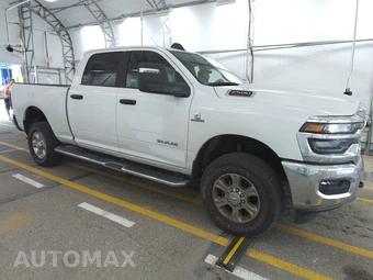 2025 Ram 2500 Big Horn Crew Cab Medium Bed - miniatura 3