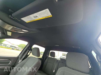 2025 Ram 2500 Big Horn Crew Cab Medium Bed – miniatura 11