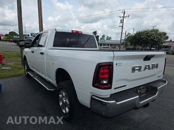 2025 Ram 2500 Big Horn Crew Cab Medium Bed – miniatura 2