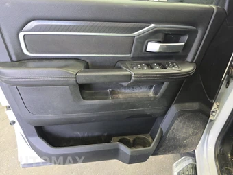 2025 Ram 2500 Big Horn Crew Cab Medium Bed - miniatura 9