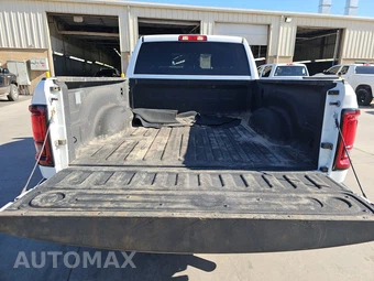 2025 Ram 2500 Big Horn Crew Cab Medium Bed – miniatura 16