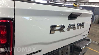 2025 Ram 2500 Big Horn Crew Cab Medium Bed – miniatura 20