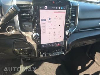2025 Ram 2500 Big Horn Crew Cab Medium Bed – miniatura 11