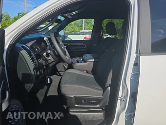 2025 Ram 2500 Big Horn Crew Cab Medium Bed – miniatura 7