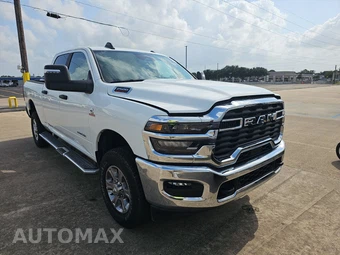 2025 Ram 2500 Big Horn Crew Cab Medium Bed – miniatura 3