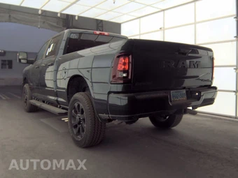 2025 Ram 2500 Big Horn Crew Cab Medium Bed - miniatura 6