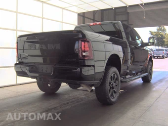 2025 Ram 2500 Big Horn Crew Cab Medium Bed - miniatura 4