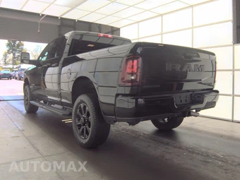 2025 Ram 2500 Big Horn Crew Cab Medium Bed - miniatura 6