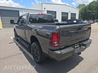 2025 Ram 2500 Big Horn Crew Cab Medium Bed - miniatura 2