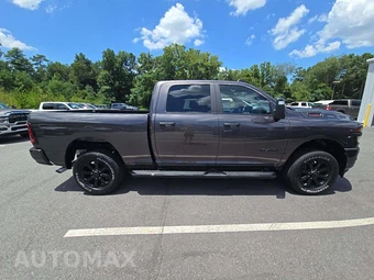 2025 Ram 2500 Big Horn Crew Cab Medium Bed - miniatura 4