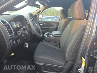 2025 Ram 2500 Big Horn Crew Cab Medium Bed - miniatura 13