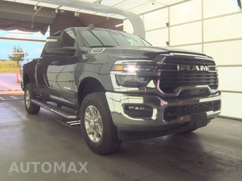 2025 Ram 2500 Big Horn Crew Cab Medium Bed - miniatura 4