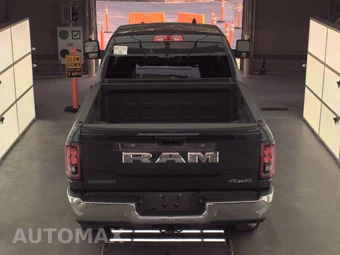 2025 Ram 2500 Big Horn Crew Cab Medium Bed - miniatura 6