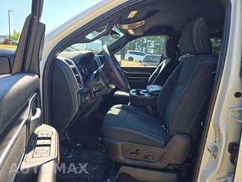 2025 Ram 2500 Big Horn Crew Cab Medium Bed - miniatura 6