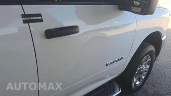 2025 Ram 2500 Big Horn Crew Cab Medium Bed - miniatura 25