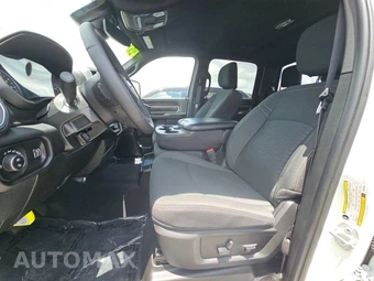 2025 Ram 2500 Big Horn Crew Cab Medium Bed - miniatura 7