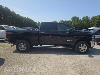 2025 Ram 2500 Big Horn Crew Cab Medium Bed - miniatura 4
