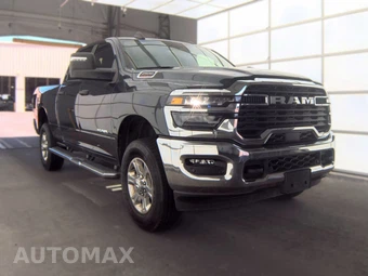 2025 Ram 2500 Big Horn Crew Cab Medium Bed - miniatura 3