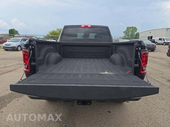 2025 Ram 2500 Big Horn Crew Cab Medium Bed - miniatura 14