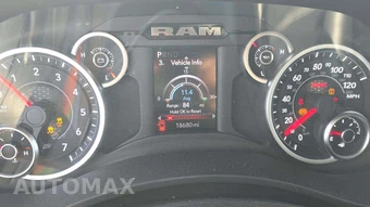 2025 Ram 2500 Big Horn Crew Cab Medium Bed - miniatura 17
