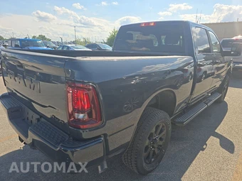 2025 Ram 2500 Big Horn Crew Cab Medium Bed - miniatura 4
