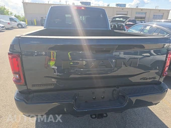 2025 Ram 2500 Big Horn Crew Cab Medium Bed - miniatura 5