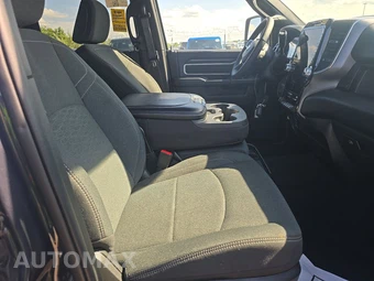 2025 Ram 2500 Big Horn Crew Cab Medium Bed - miniatura 8