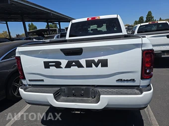 2025 Ram 2500 Big Horn Crew Cab Medium Bed - miniatura 5
