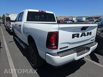 2025 Ram 2500 Big Horn Crew Cab Medium Bed - miniatura 6
